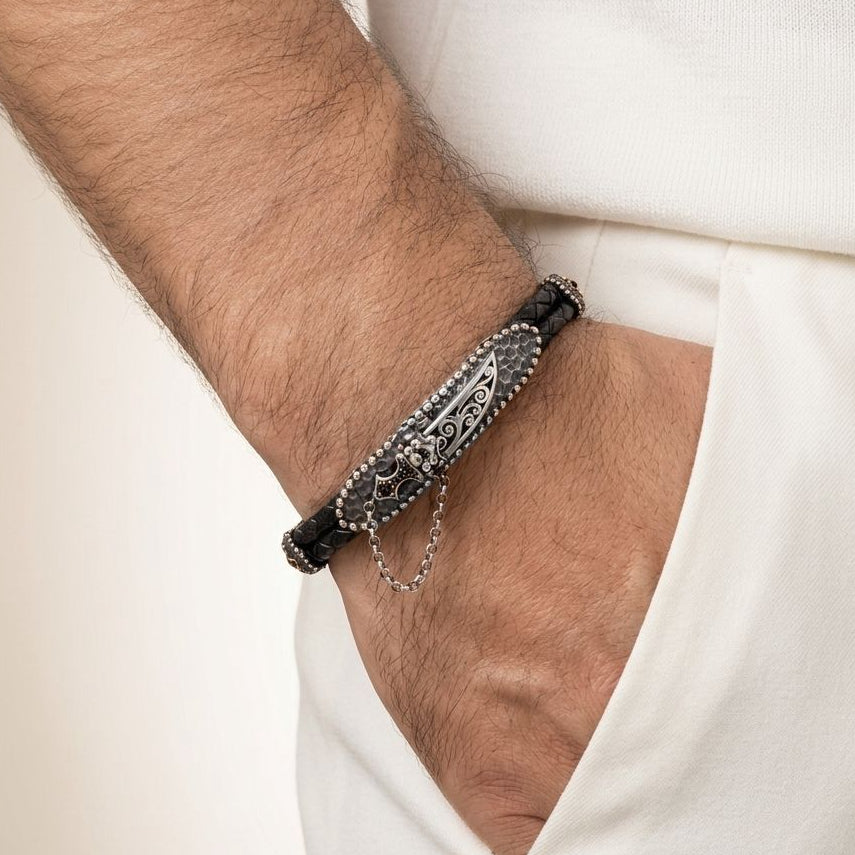 Sword Edge Zircon Leather Bracelet
