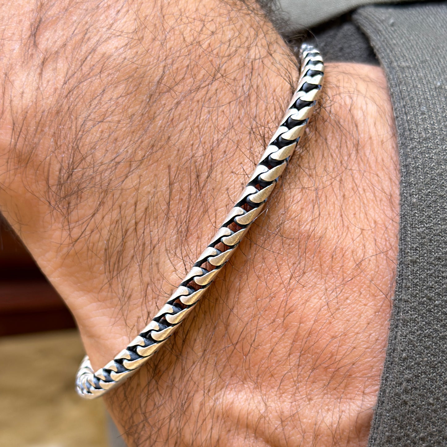 Noir Edge Bracelet