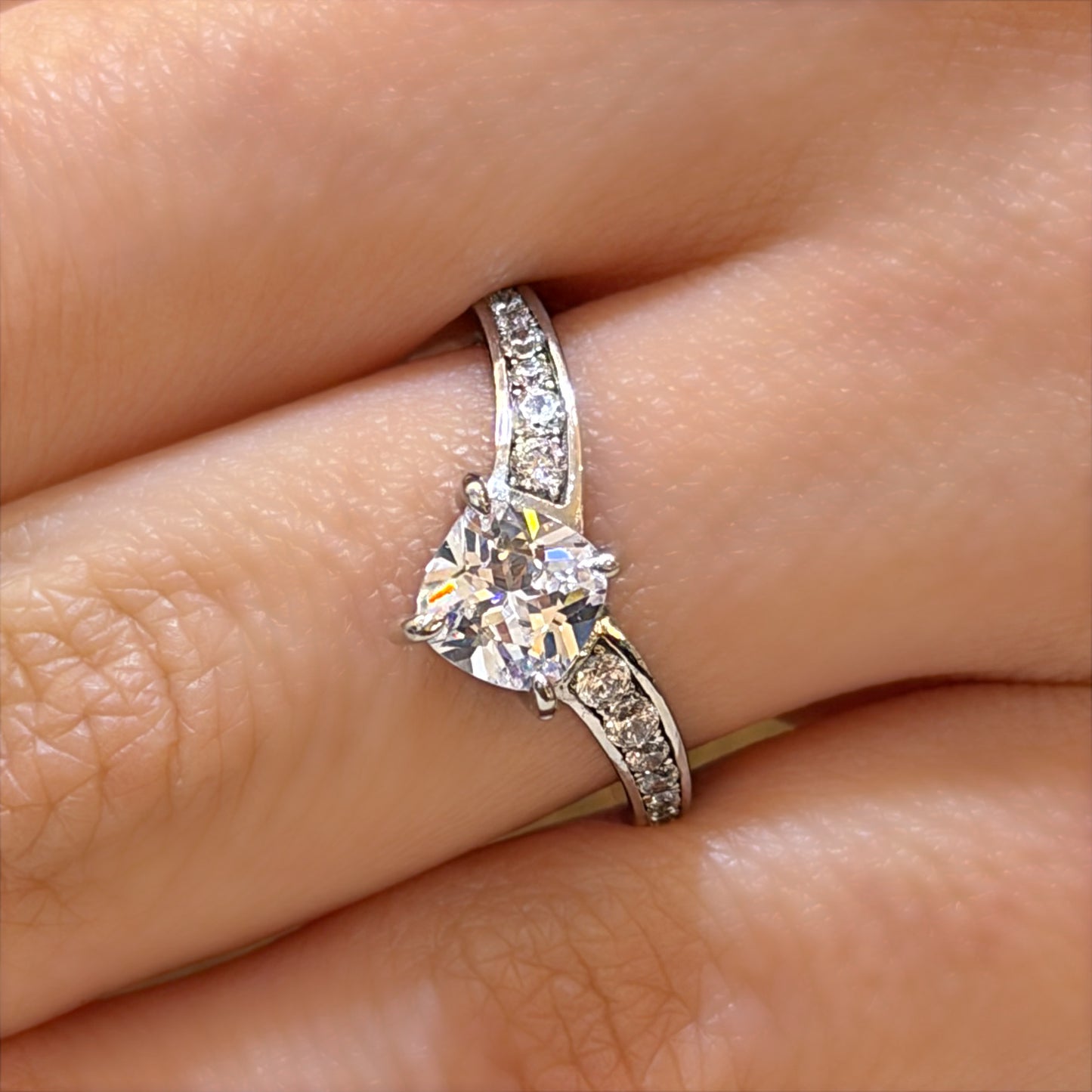 Brilliant Solitaire Zircon Ring