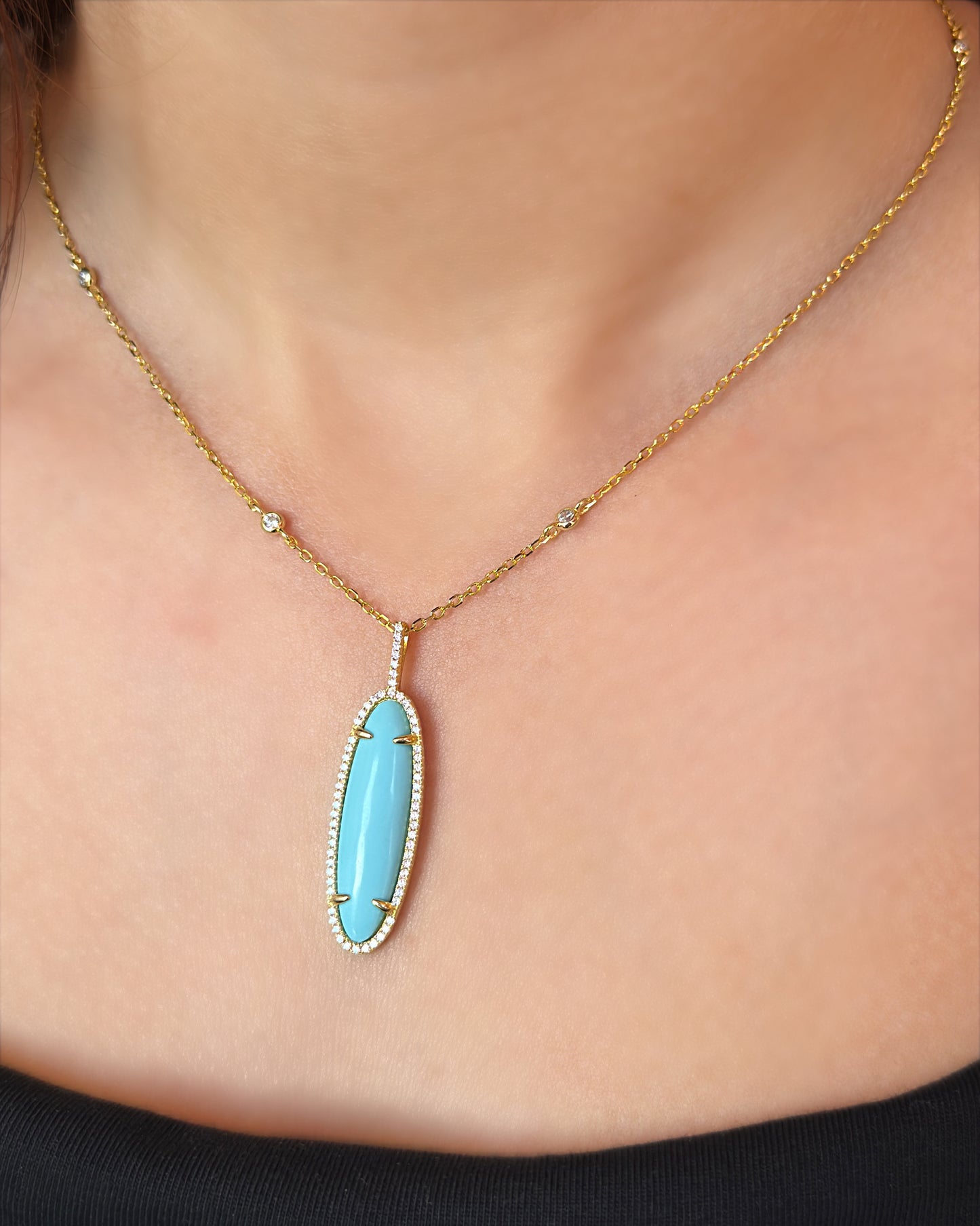 Turquoise Gold Glow Necklace
