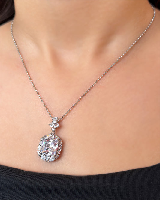Brilliant Spark Zircon Necklace