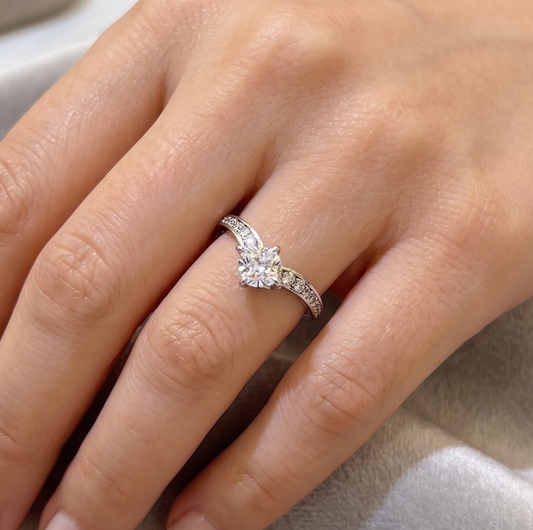 Brilliant Solitaire Zircon Ring