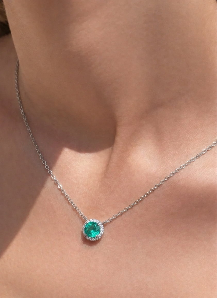 Verdant Glow Necklace