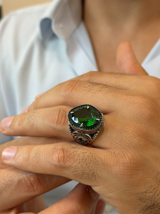 Emerald Edge Ring